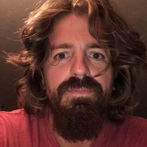 Meet your Posher, Dustin